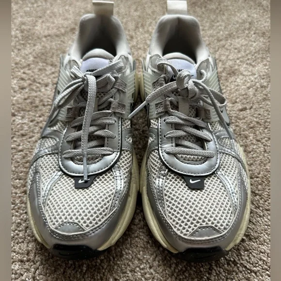 Nike V2K Run - Picture 6 of 8